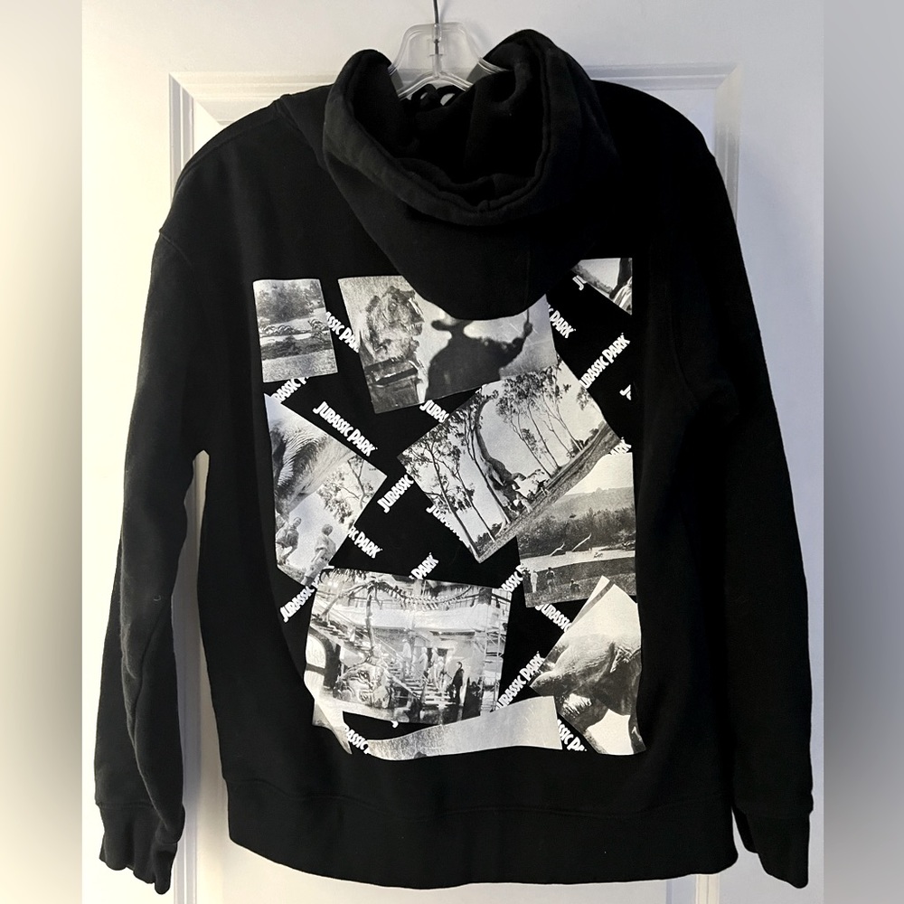Universal Studios, Jurassic Park Hoodie, XS,Front Pocket, Movie Graphics on Back